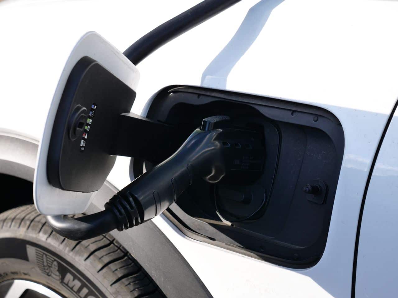 puntos de recarga coche electrico gratis